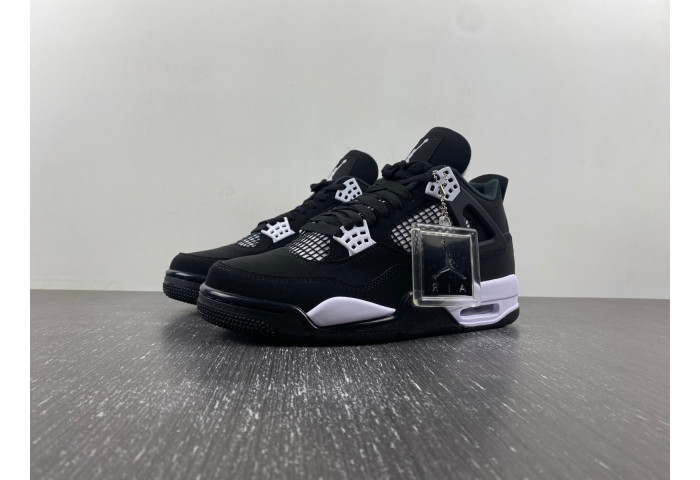 AIR JORDAN 4 RETRO WHITE THUNDER  FQ8135-001