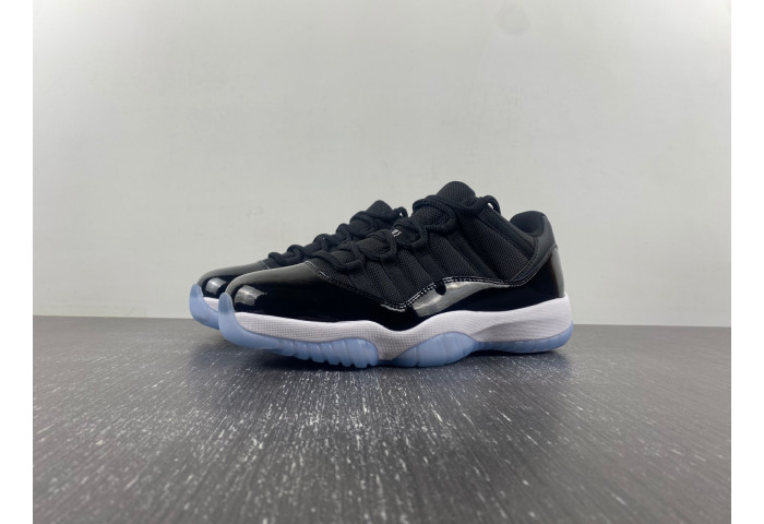 JORDAN 11 RETRO LOW Space Jam  FV5104-004