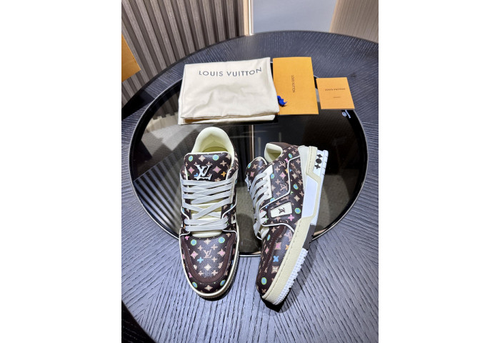 LV Trainer Sneaker