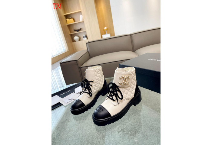 CH@NEL BOOTS