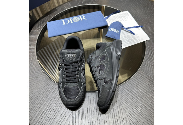 D*or b30 sneaker