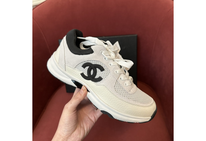CH@NEL SNEAKERS
