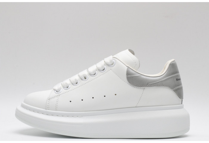 MQ Sneakers