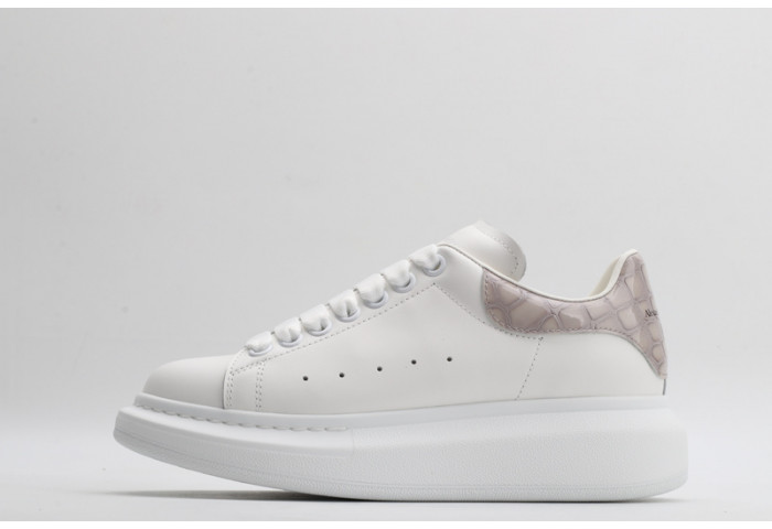 MQ Sneakers