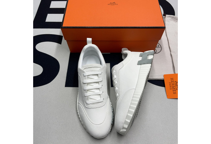 HER*MES Sneaker