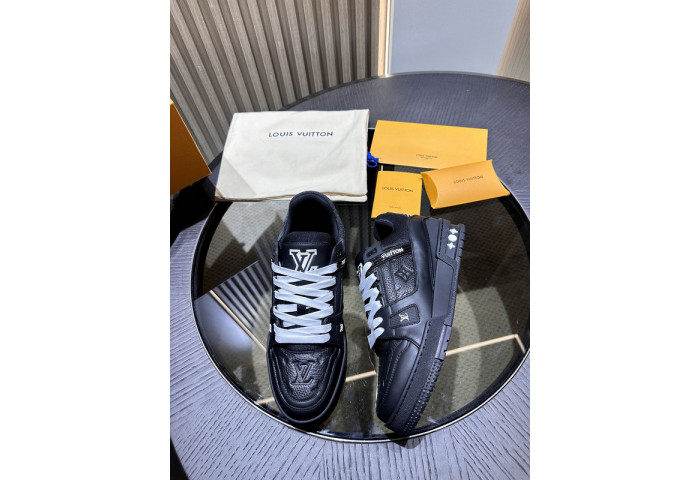 LV Trainer Sneaker