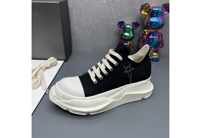 Rick Owens Sneakers
