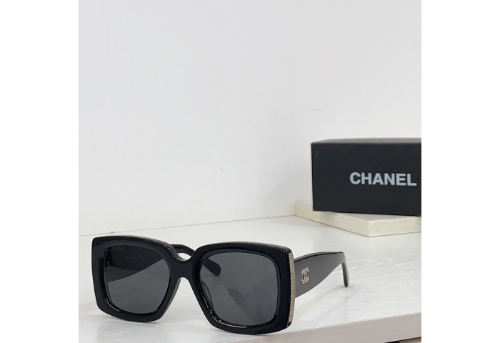 Ch*el sunglasses upshoe