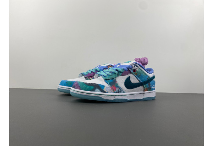 Nike SB Dunk Low Futura Laboratories Bleached Aqua