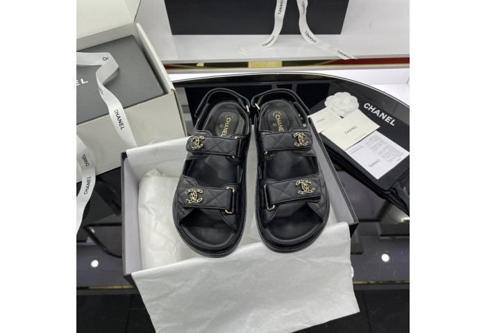 Ch*el sandal