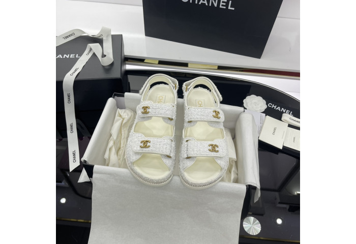 Ch*el sandal