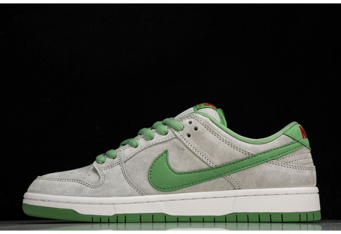 Nike SB Dunk Low Medusa  313170-030