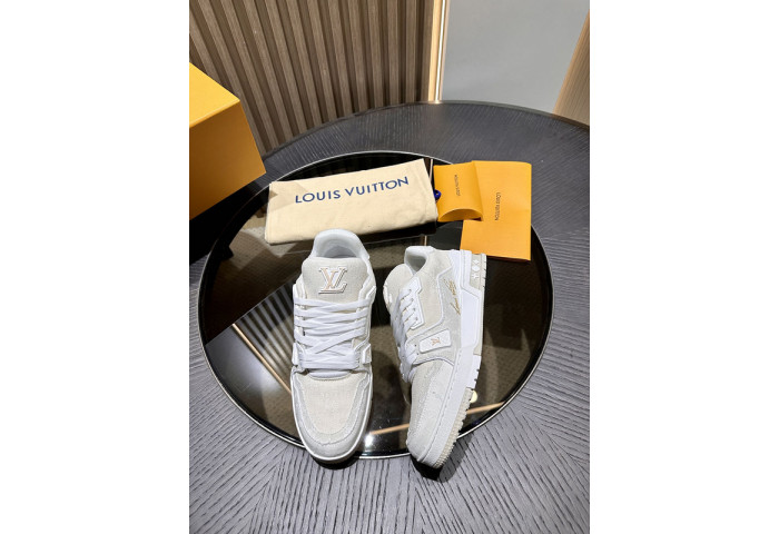 LV Trainer Sneaker