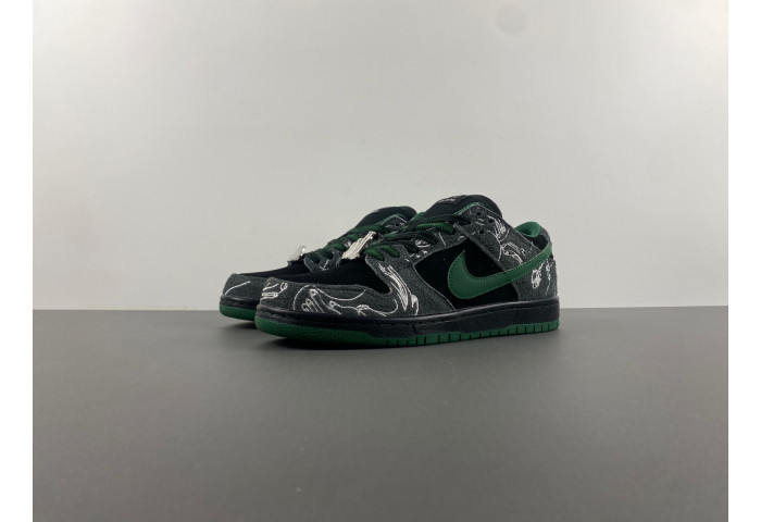 Nike SB Dunk Low There Skateboards     HF7743-001