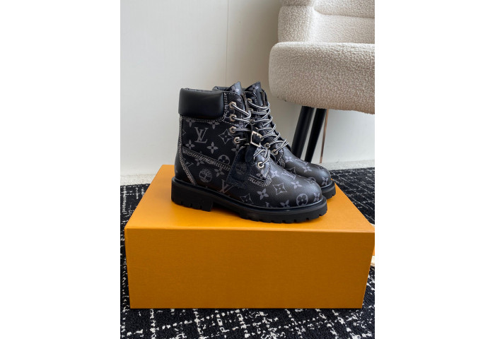 LV BOOTS