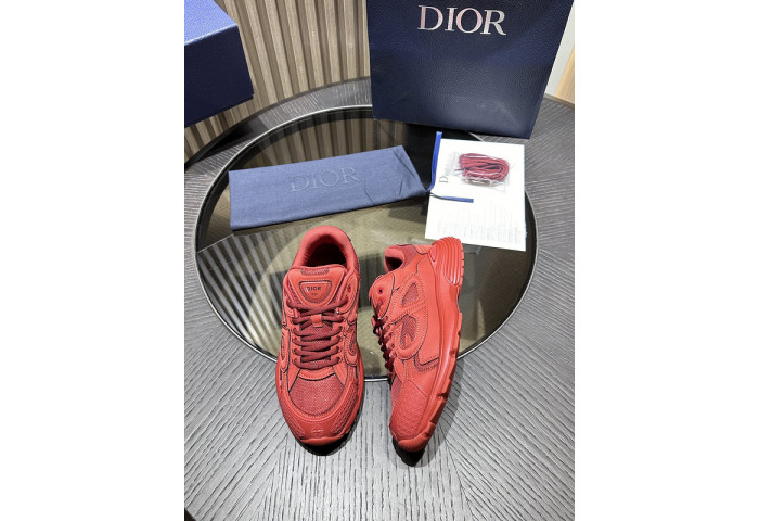 D*or b30 sneaker