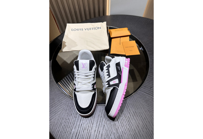 LV Trainer Sneaker