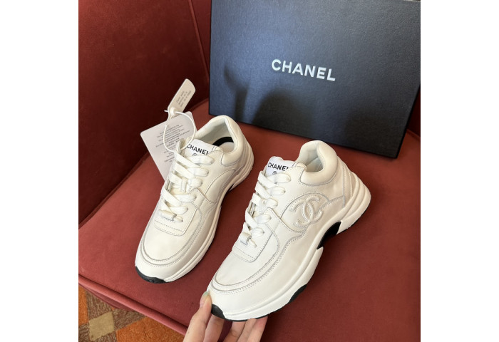 CH@NEL SNEAKERS