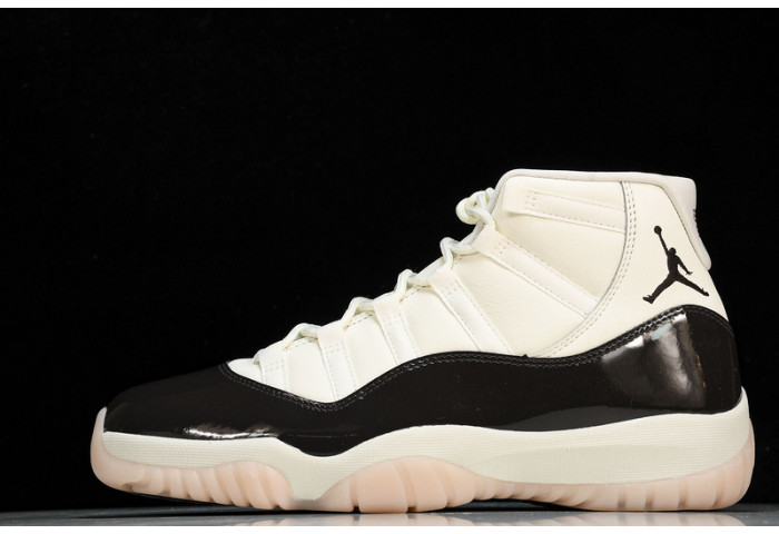 Jordan 11 Retro Neapolitan   AR0715-101