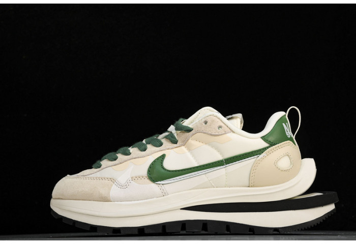 Nike Vaporwaffle sacai Green White DD1875-102