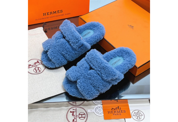 H**mes winter sandals