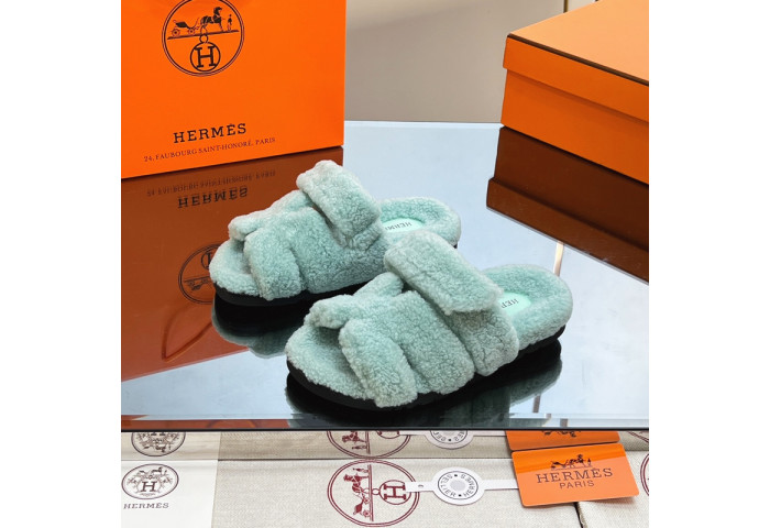 H**mes winter sandals