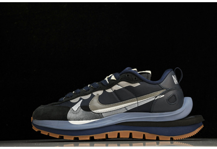 Nike Vaporwaffle sacai Dark Blue DD1875-700