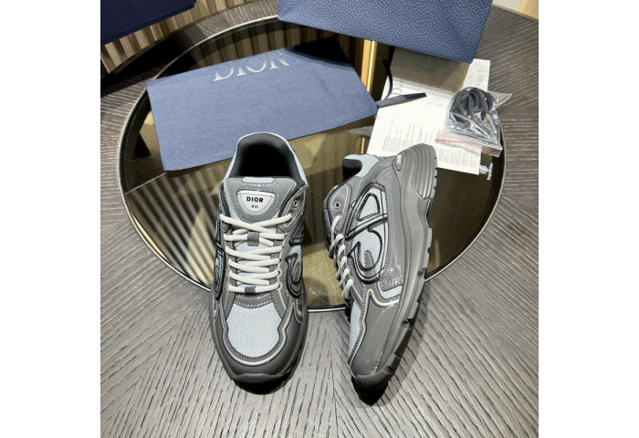 D*or b30 sneaker
