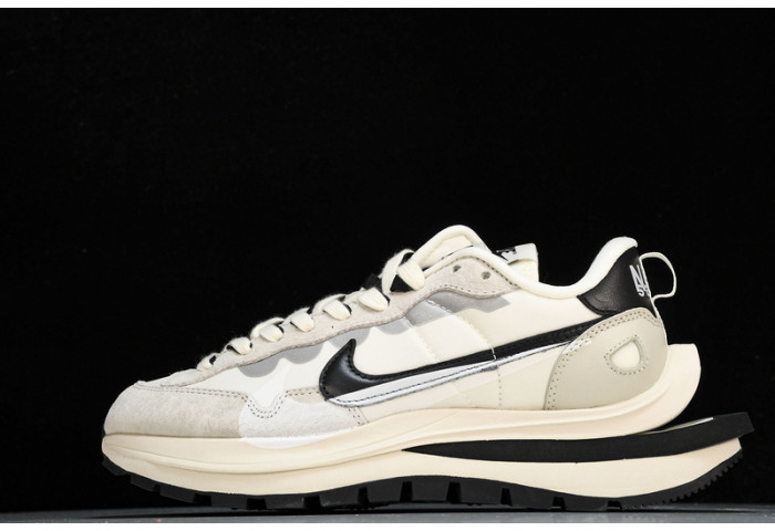 Nike Vaporwaffle sacai Grey Black White DD1875-101