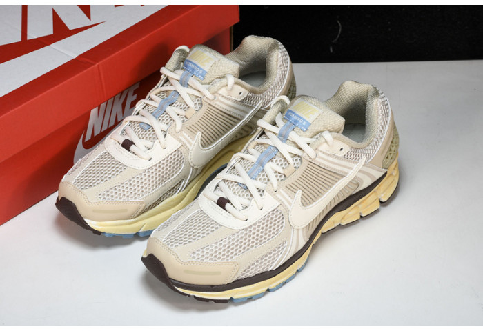 Nike Zoom Vomero 5 Oatmeal    FB8825-111