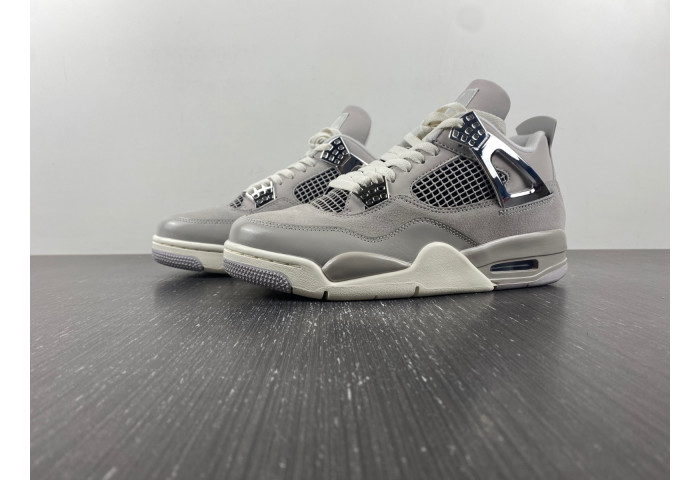 Jordan 4 Retro Frozen Moments   AQ9129-001