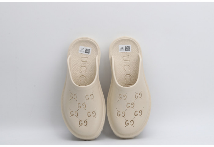 GUCC SANDALS