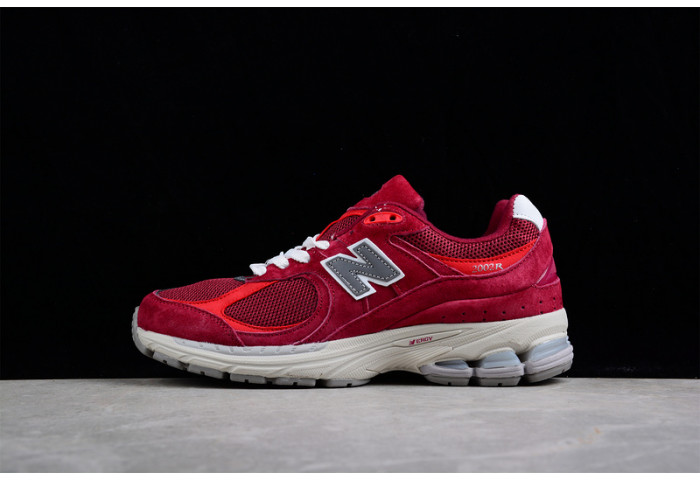 New Balance 2002R Bordeaux M2002RHA
