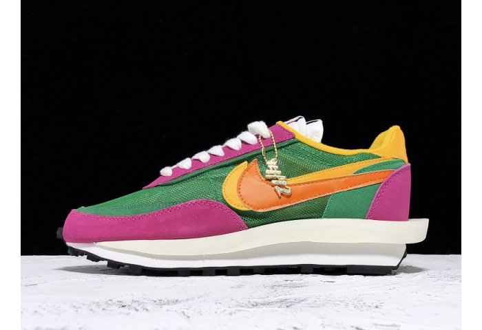 Nike LD Waffle Sacai Pine Green  BV0073-301