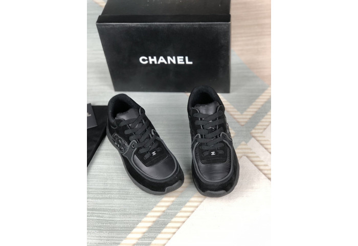 CH@NEL SNEAKERS