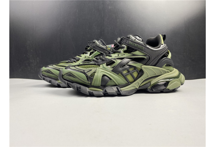 BLCG Track.2 black and green 568614 W3AE1 2311