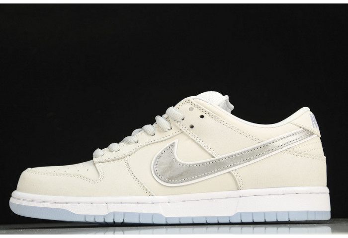 Nike SB Dunk Low White Lobster (Friends and Family)   FD8776-100