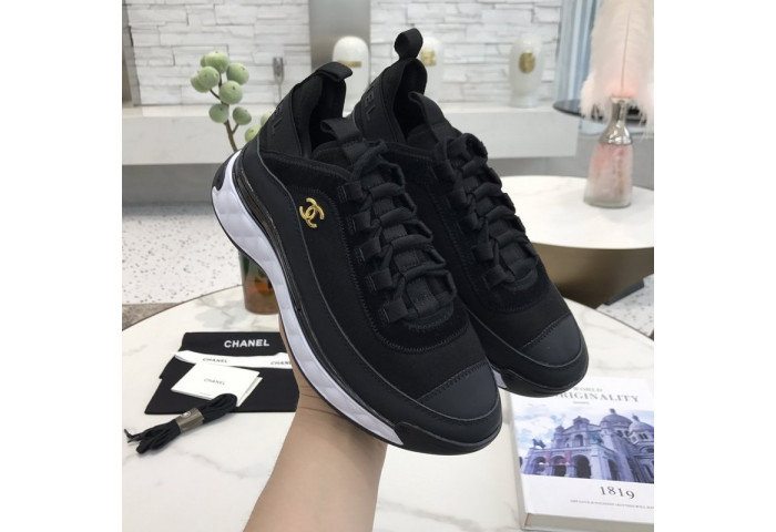 CH@NEL SNEAKERS