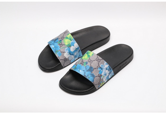 GUCC SANDALS