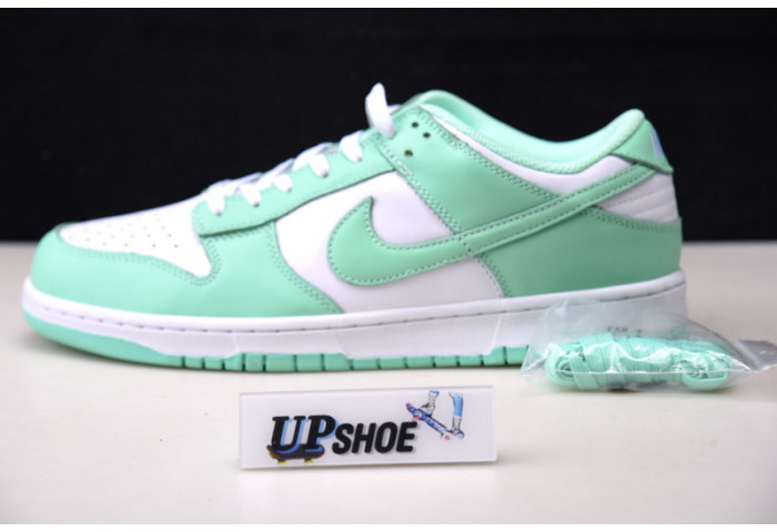 Nike Dunk Low Green Glow (W) DD1503-105