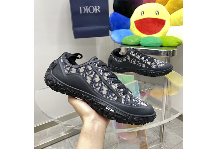 D*or b28 sneaker