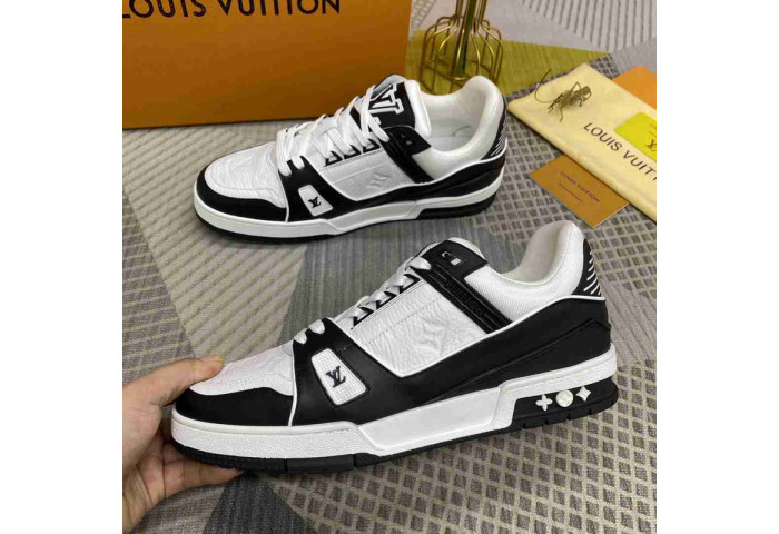 LV Trainer Sneaker
