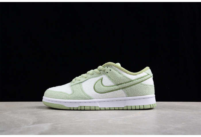 Nike Dunk Low SE Fleece Pack Honeydew DQ7579-300