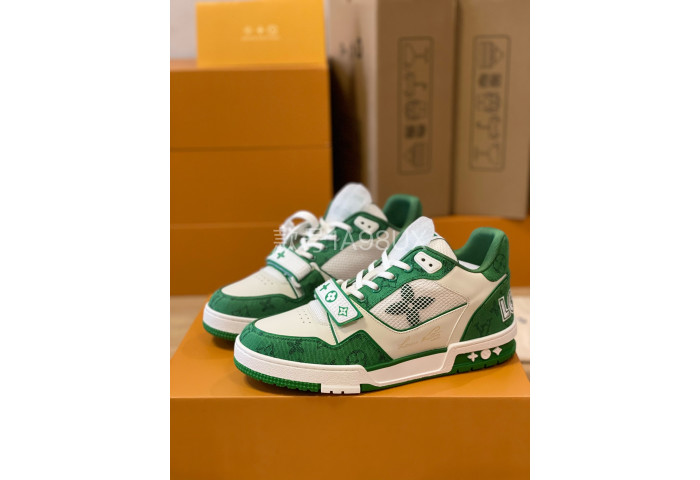 LV Trainer Sneaker