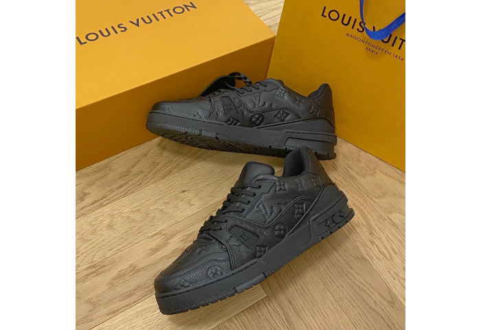 LV Trainer Sneaker