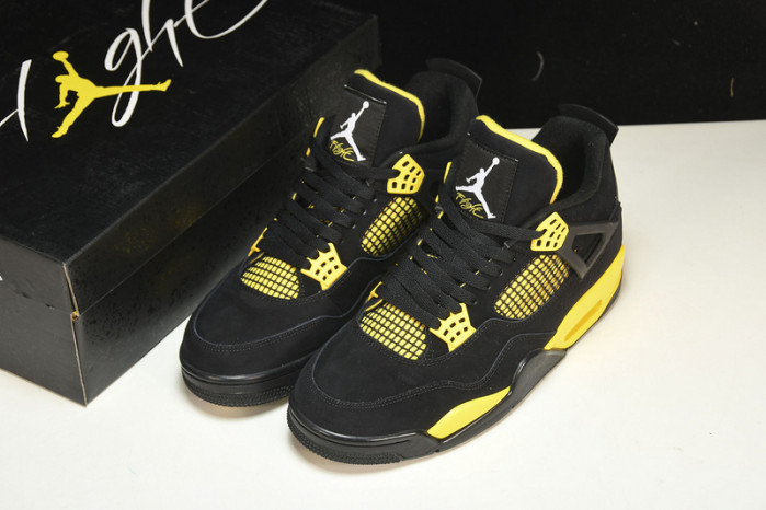 Air Jordan 4 Retro Thunder (2023) version  DH6927-017