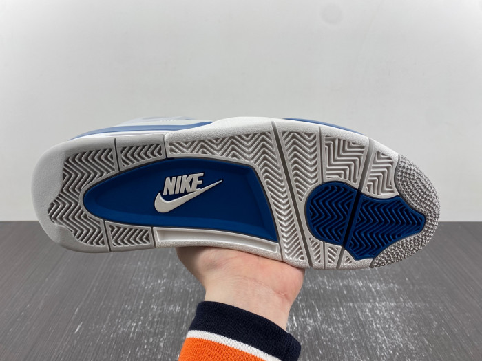 Air Jordan 4 "Military Blue" FV5029-141