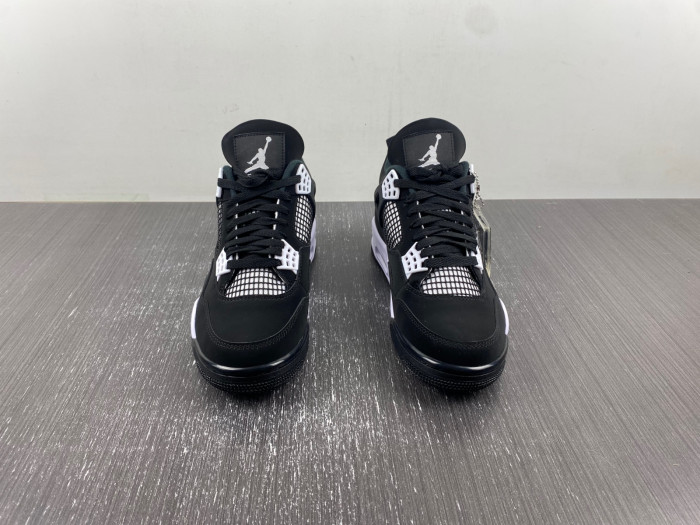 AIR JORDAN 4 RETRO WHITE THUNDER  FQ8135-001