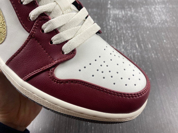 Air Jordan 1 Low OG “Year Of The Dragon”  FJ5735-100