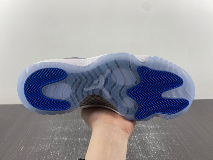 JORDAN 11 RETRO LOW Space Jam  FV5104-004